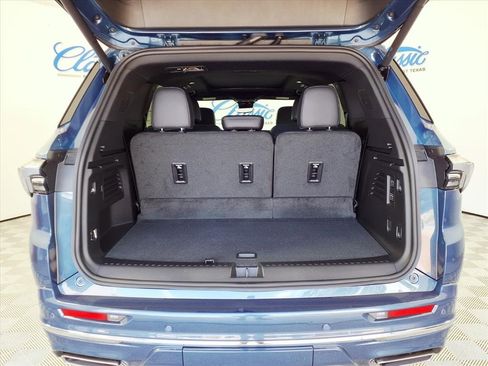 New 2026 Buick Enclave Avenir image 21