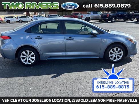 Used 2021 Toyota Corolla LE image 11
