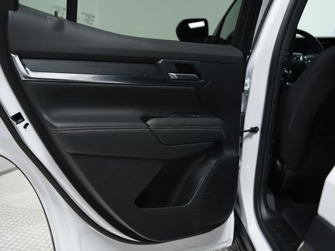 Used 2025 GMC Terrain Elevation image 20