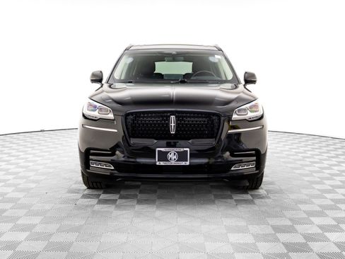 Used 2023 Lincoln Aviator Reserve w/ Equipment Group 201A image 10