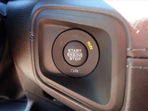 New 2025 Jeep Wrangler Unlimited Rubicon image 23