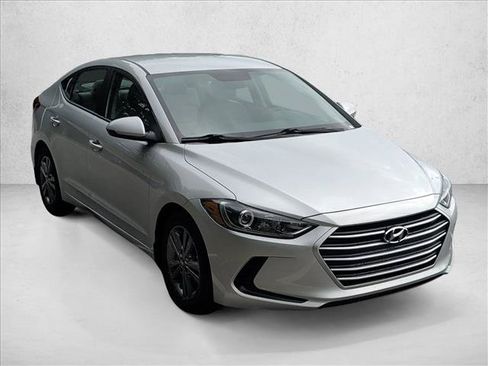 Used 2018 Hyundai Elantra SEL FWD image 3