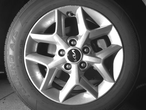 Used 2025 Kia Soul LX w/ LX Technology Package image 13