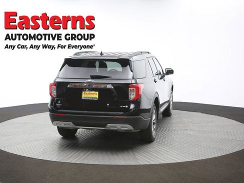 Used 2022 Ford Explorer XLT w/ Equipment Group 202A image 41