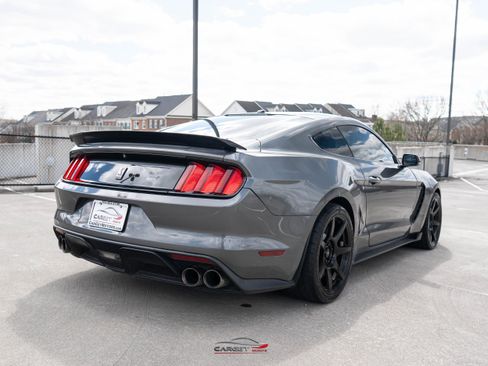 Used 2016 Ford Mustang Shelby GT350 w/ Technology Package image 7