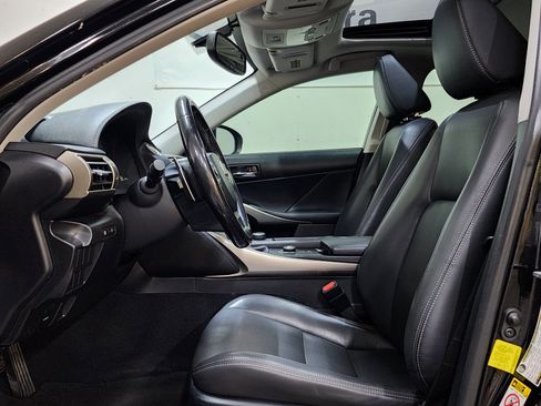 Used 2015 Lexus IS 250 RWD image 10