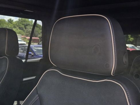 Used 2021 Chevrolet Tahoe Premier w/ Premium Package image 30