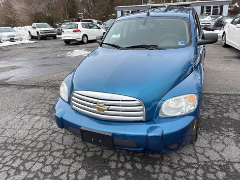 Used 2009 Chevrolet HHR LS image 3