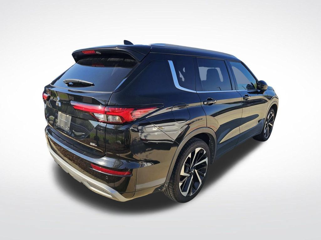 Used 2022 Mitsubishi Outlander SEL FWD image 17