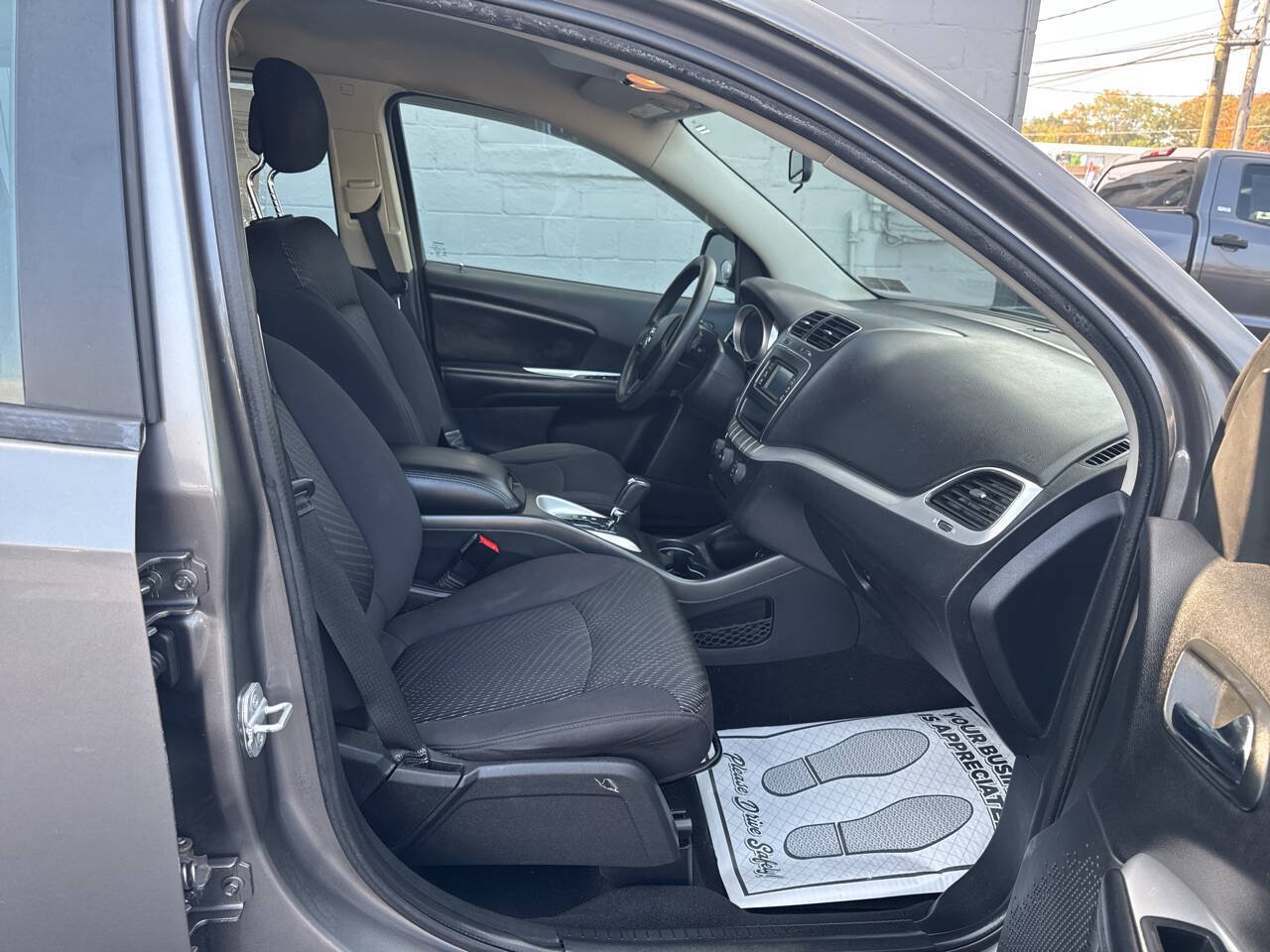 Used 2013 Dodge Journey American Value Package FWD image 23