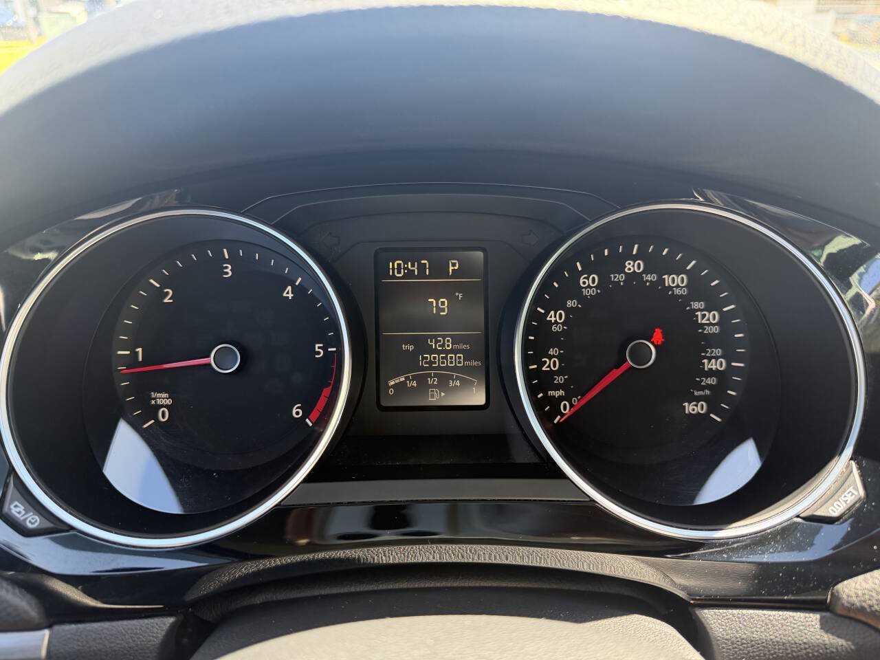 Used 2015 Volkswagen Jetta TDI SE FWD image 14