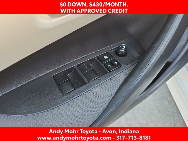 Used 2022 Toyota Corolla LE FWD image 11