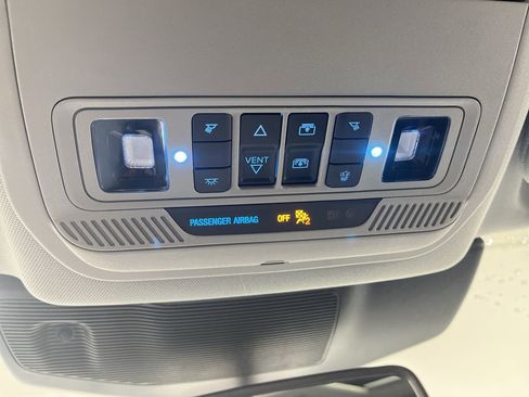 Used 2023 Ford Explorer Limited w/ Limited Technology Package image 31