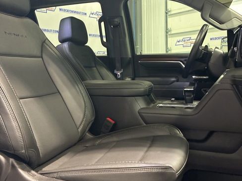 Used 2025 GMC Sierra 1500 Denali AWD/4WD image 47