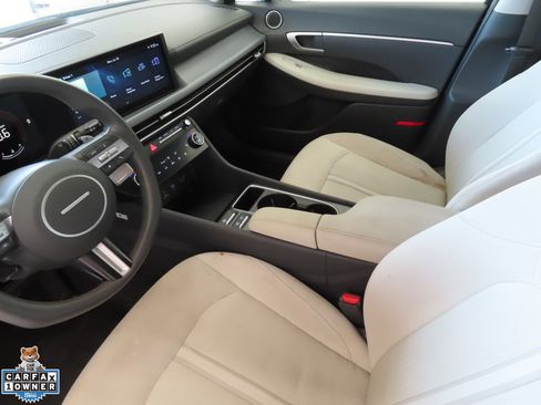 Used 2025 Hyundai Sonata SEL FWD image 19