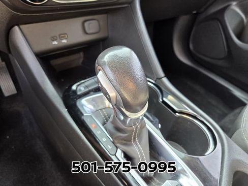 Used 2024 Buick Encore GX Preferred FWD image 23