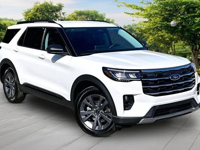 New 2026 Ford Explorer Active w/ Active Comfort Package