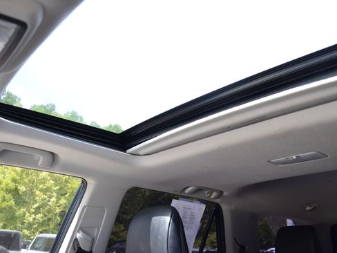 Used 2021 Toyota 4Runner SR5 Premium w/ Moonroof Package AWD/4WD image 62
