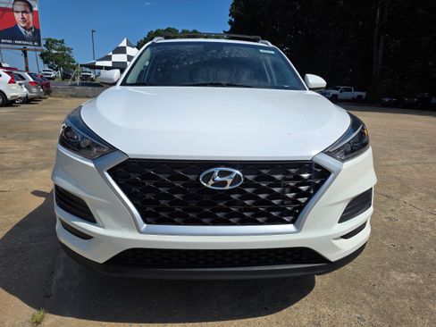 Used 2021 Hyundai Tucson Value FWD image 2