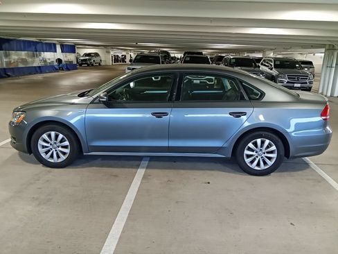 Used 2014 Volkswagen Passat 2.5 S FWD image 8