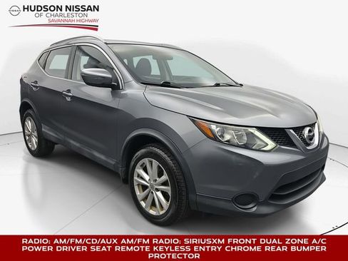 Used 2018 Nissan Rogue Sport SV image 1