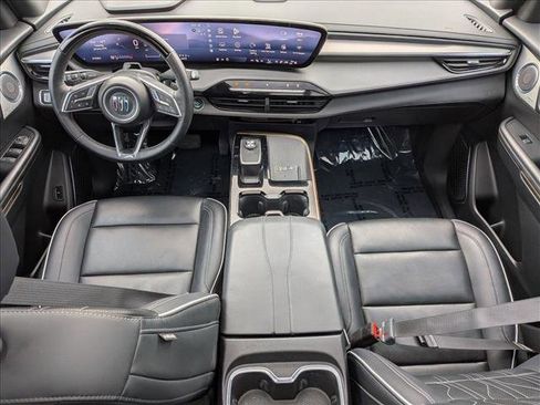 Used 2025 Buick Enclave Avenir w/ Super Cruise Package image 19