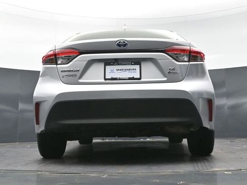 Used 2025 Toyota Corolla LE FWD image 34