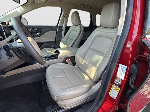 Used 2022 Lincoln Corsair FWD image 5