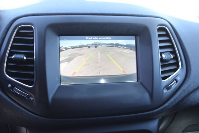 Used 2019 Jeep Compass Latitude w/ Popular Equipment Group FWD image 31
