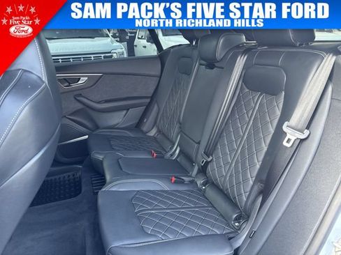 Used 2026 Audi SQ8 Premium Plus AWD/4WD image 32