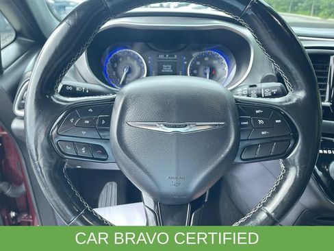 Used 2019 Chrysler Pacifica Touring Plus w/ S Appearance Package FWD image 11
