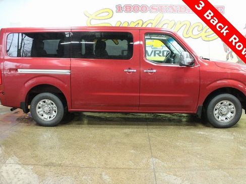 Used 2018 Nissan NV 3500 SV image 1
