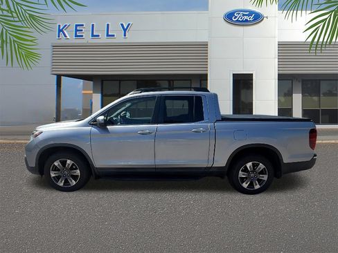 Used 2017 Honda Ridgeline RTL image 2