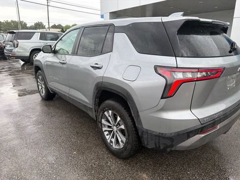 Used 2026 Chevrolet Equinox LT AWD/4WD image 22