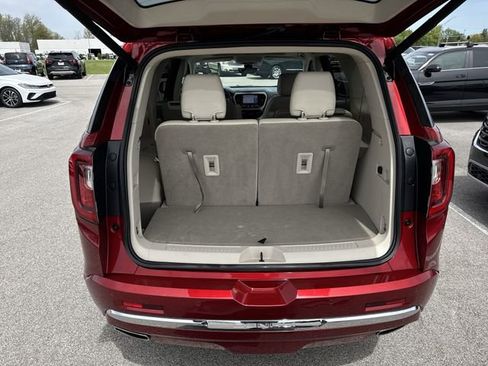 Certified 2022 GMC Acadia Denali w/ Denali Ultimate Package AWD/4WD image 27