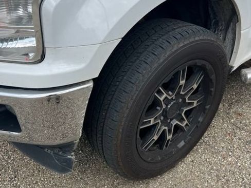 Used 2019 Ford F150 XLT w/ Trailer Tow Package AWD/4WD image 12