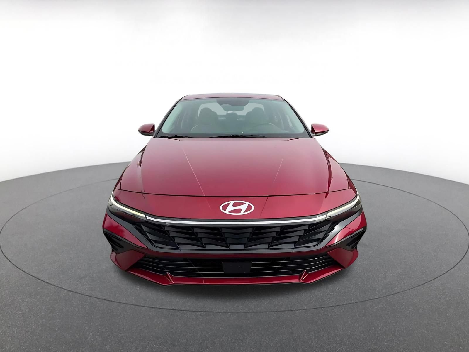 Used 2025 Hyundai Elantra Limited FWD image 4