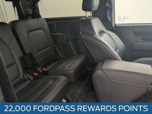 Certified 2025 Ford Bronco Badlands image 15