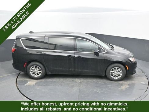 New 2026 Chrysler Voyager LX image 51
