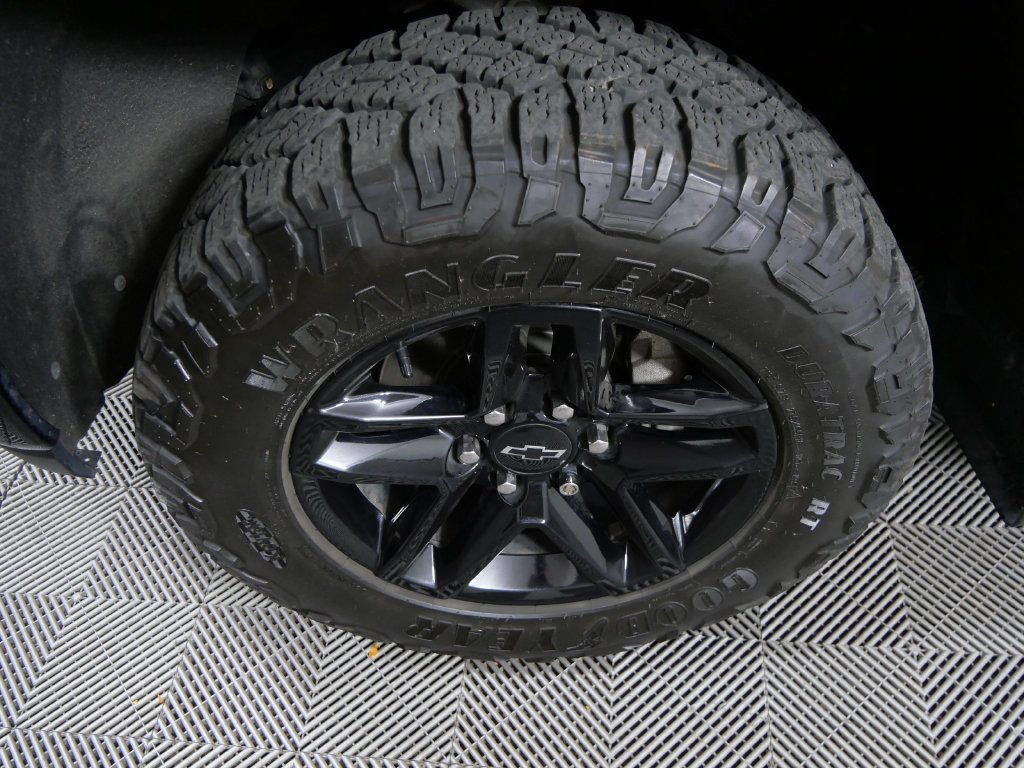 Used 2021 Chevrolet Silverado 1500 Custom Trail Boss AWD/4WD image 9
