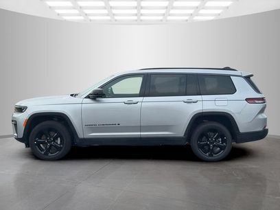 New 2026 Jeep Grand Cherokee L Limited w/ Limited Altitude Package