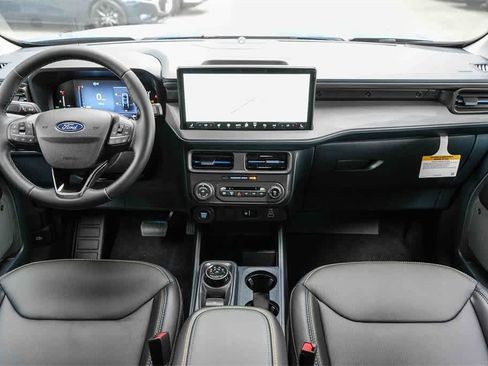 New 2026 Ford Maverick Lobo image 12