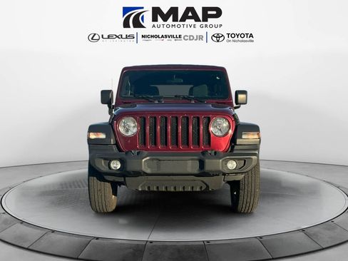 Used 2021 Jeep Wrangler Unlimited Sport image 9