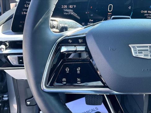 Used 2024 Cadillac Lyriq Sport image 23