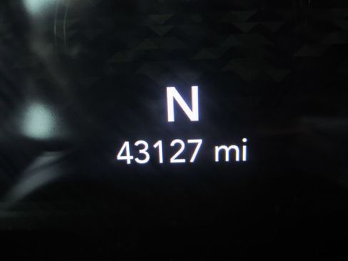 Used 2023 Jeep Wrangler Rubicon w/ Safety Group AWD/4WD image 27