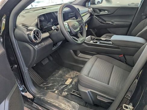 New 2026 Chevrolet Equinox LT w/ Midnight Edition FWD image 9