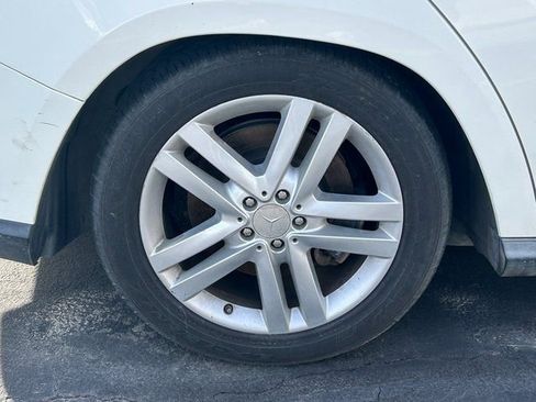 Used 2013 Mercedes-Benz GL 450 4MATIC image 10
