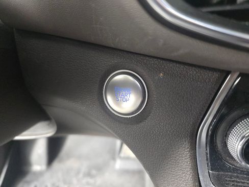 Used 2019 Hyundai Santa Fe Limited image 30