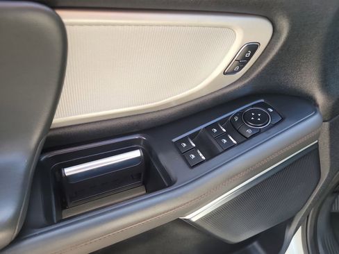 Certified 2025 Ford Expedition Active RWD image 17
