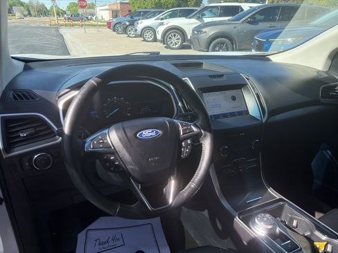 Used 2020 Ford Edge SEL AWD/4WD image 6